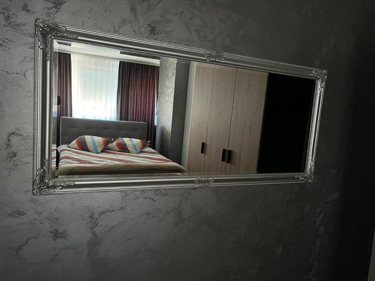 Aby Apartment *